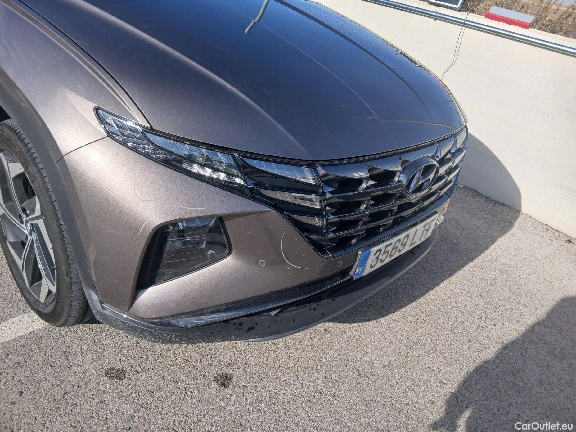  Hyundai  Tucson HYUNDAI  / 2020 / 5P / todoterreno 1.6 TGDI PHEV 195kW Tecno Sky Auto 4x4 #13