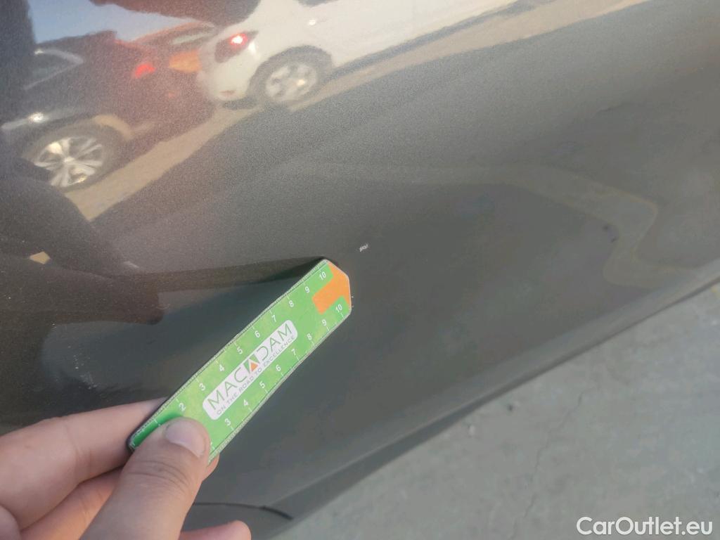  Bmw  X2 BMW  / 2017 / 5P / todoterreno sDrive18d (AC) #21