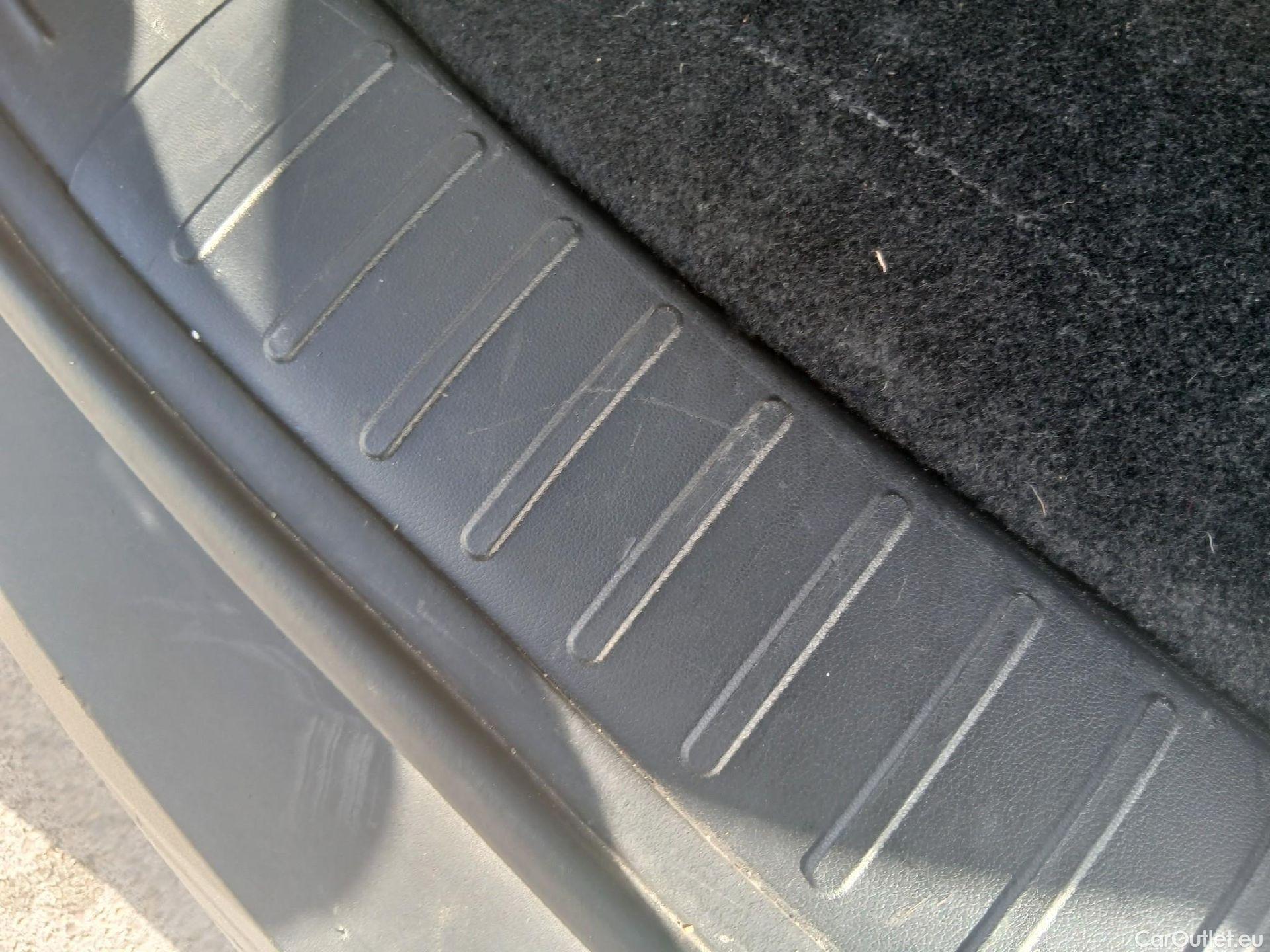  Hyundai  Tucson HYUNDAI  / 2020 / 5P / todoterreno 1.6 TGDI PHEV 195kW Tecno Sky Auto 4x4 #5