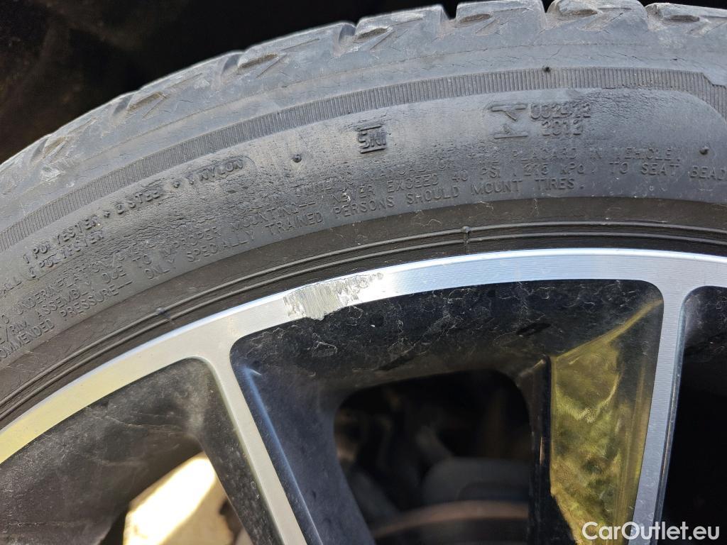  Mercedes  CLA-Klasse MERCEDES-BENZ CLA / 2019 / 4P / coupé CLA 180 #13