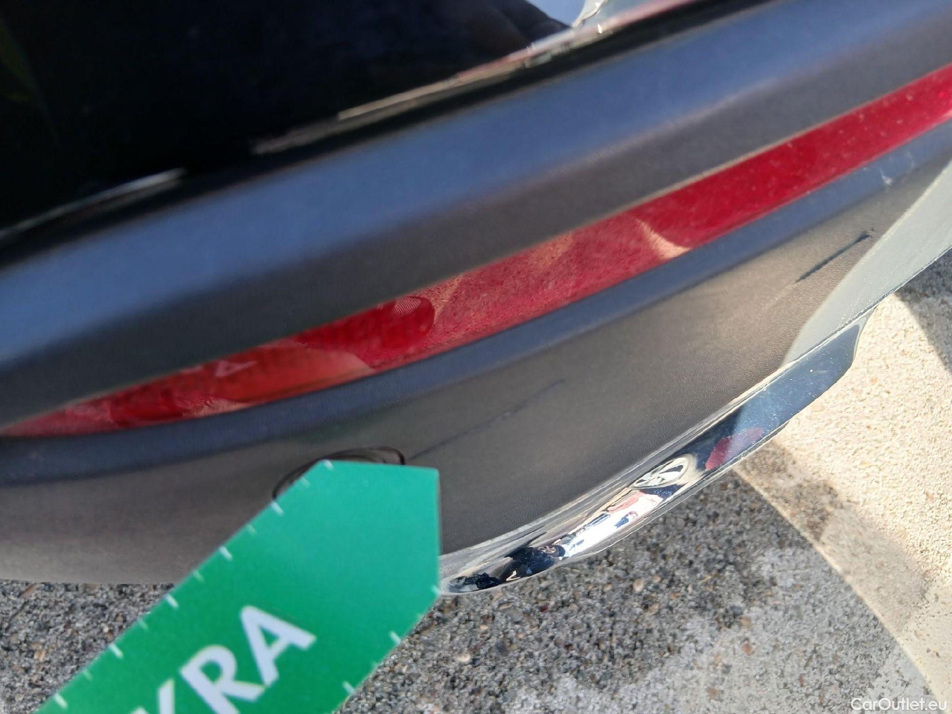  Mercedes  GLA MERCEDES-BENZ  / 2020 / 5P / todoterreno  250 e #26