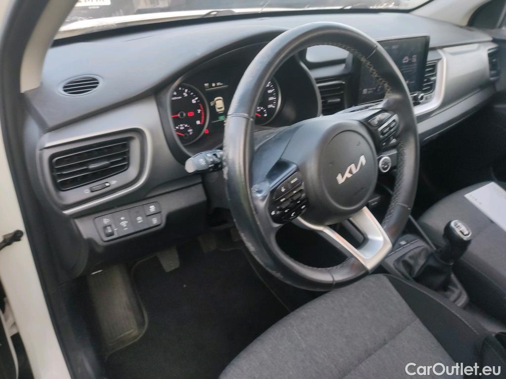  KIA  STONIC KIA  / 2017 / 5P / todoterreno 1.0 T-GDi 74kW (100CV) MHEV iMT Concept #23