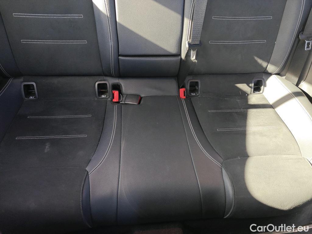  Mercedes  CLA-Klasse MERCEDES-BENZ CLA / 2019 / 4P / coupé CLA 180 #26