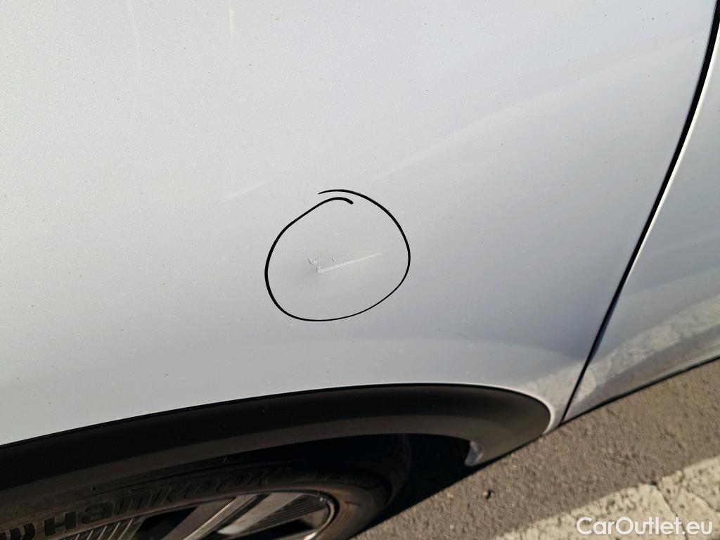  KIA  Niro KIA  / 2019 / 5P / crossover 1.6 GDi HEV 104kW (141CV) Drive #4