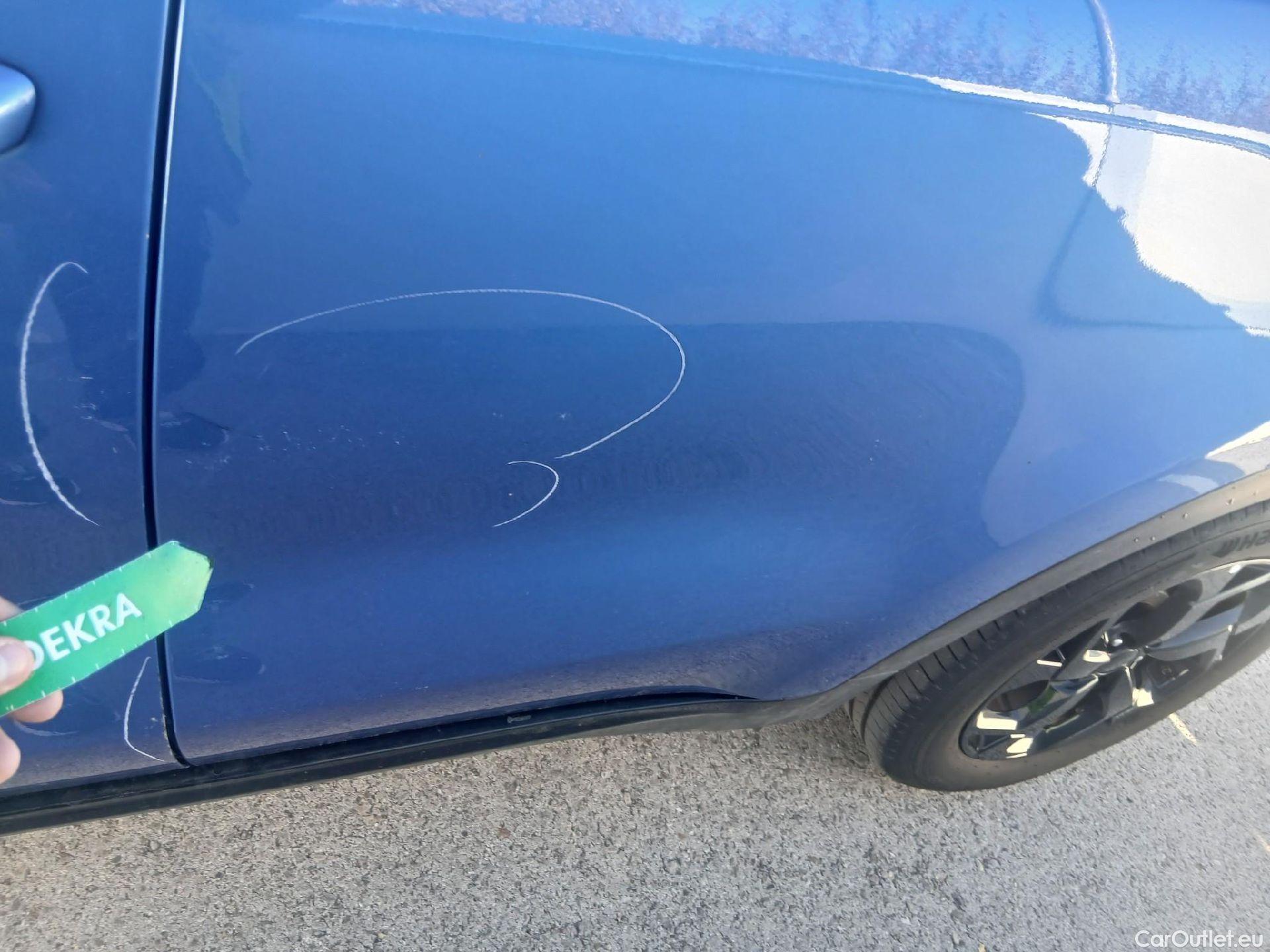  KIA  Sportage KIA  / 2018 / 5P / todoterreno 1.6 MHEV Black Edition 100kW (136CV) 4x2(SP) #18