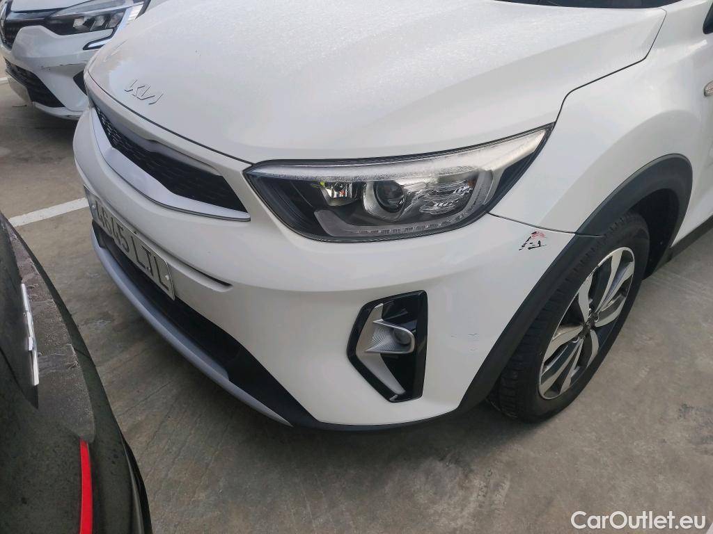 KIA  STONIC KIA  / 2017 / 5P / todoterreno 1.0 T-GDi 74kW (100CV) MHEV iMT Concept #25