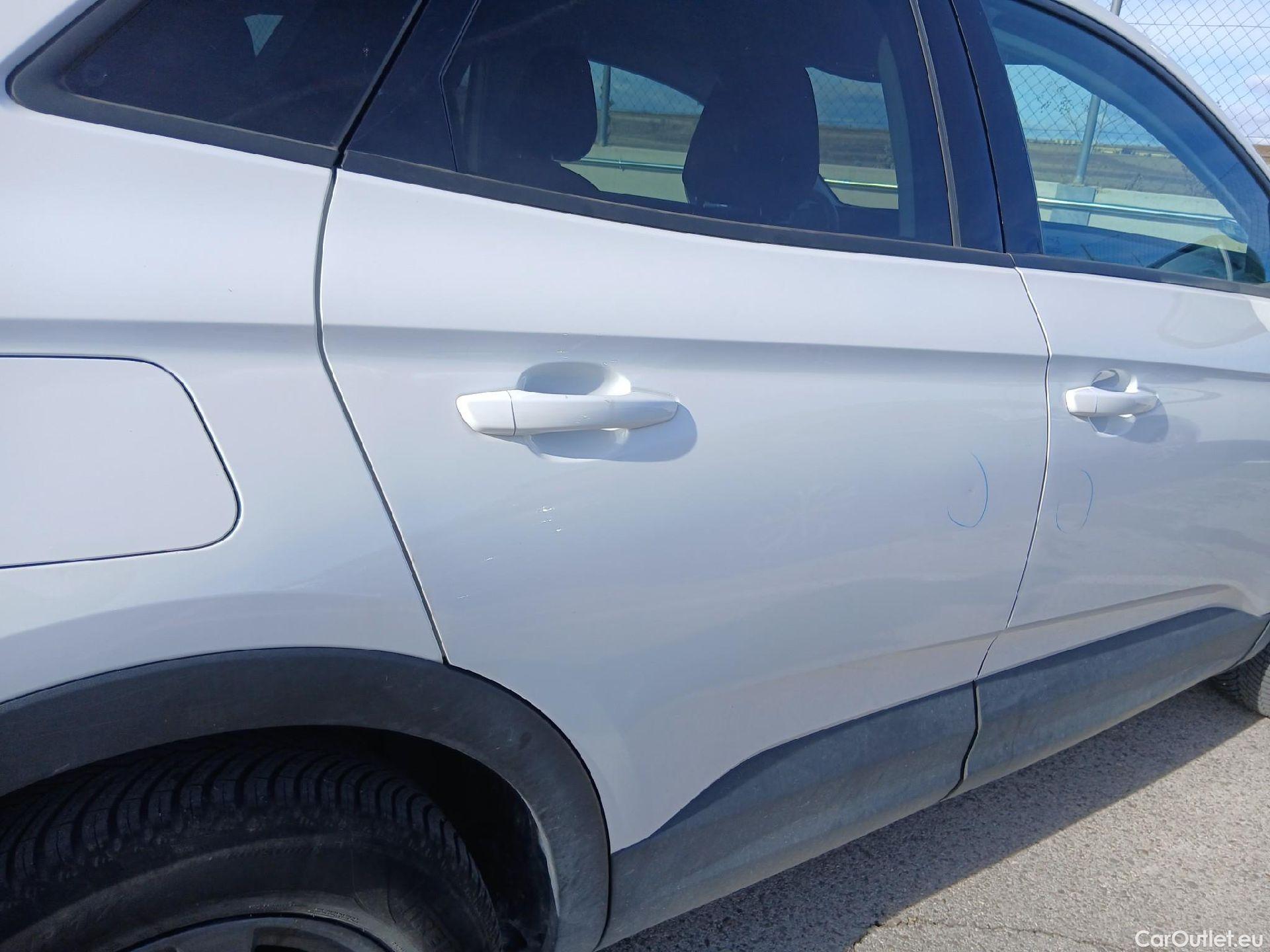  Opel   Grandland X OPEL Grandland / 2021 / 5P / todoterreno 1.5 CDTi Business Edition Auto #35