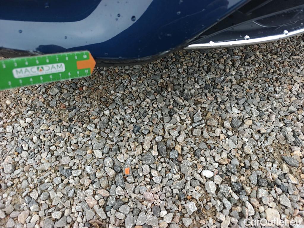  Mercedes  GLA MERCEDES-BENZ  / 2020 / 5P / todoterreno  200 D #5