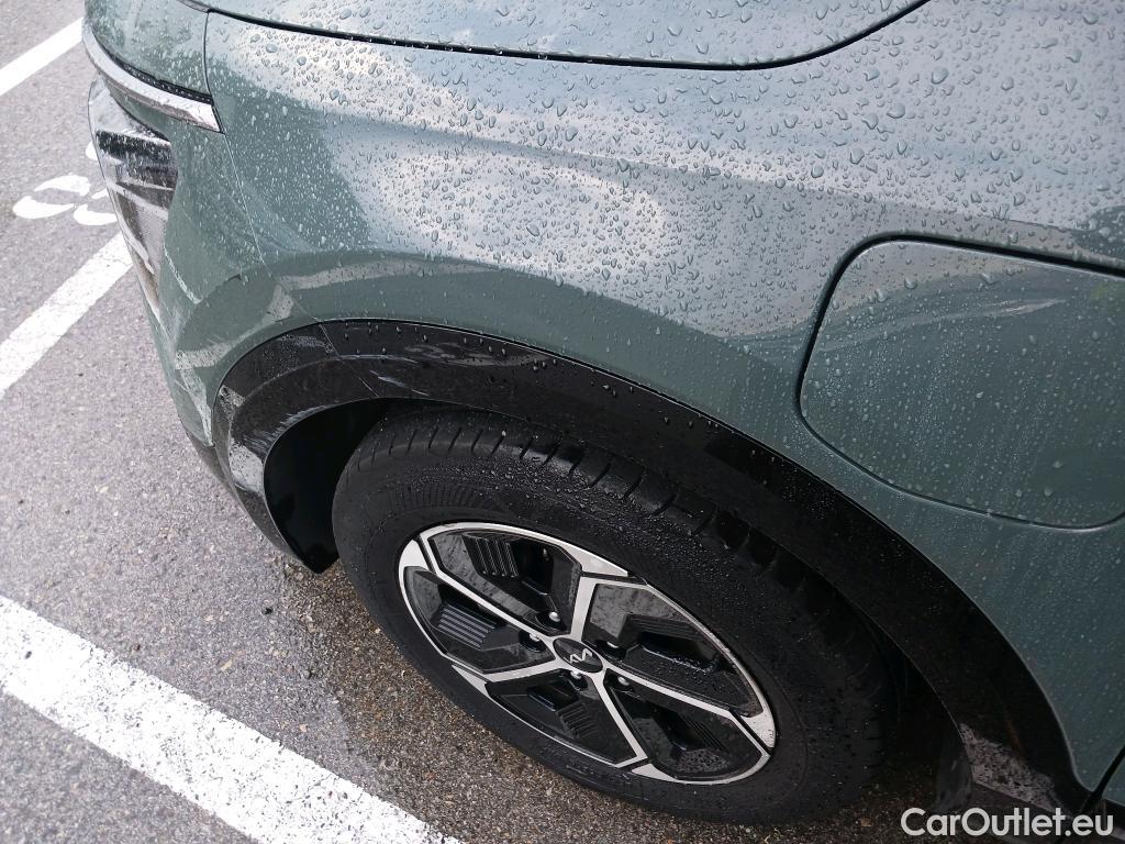  KIA  Niro KIA  / 2022 / 5P / crossover 1.6 GDi PHEV 135kW (183CV) Drive #10