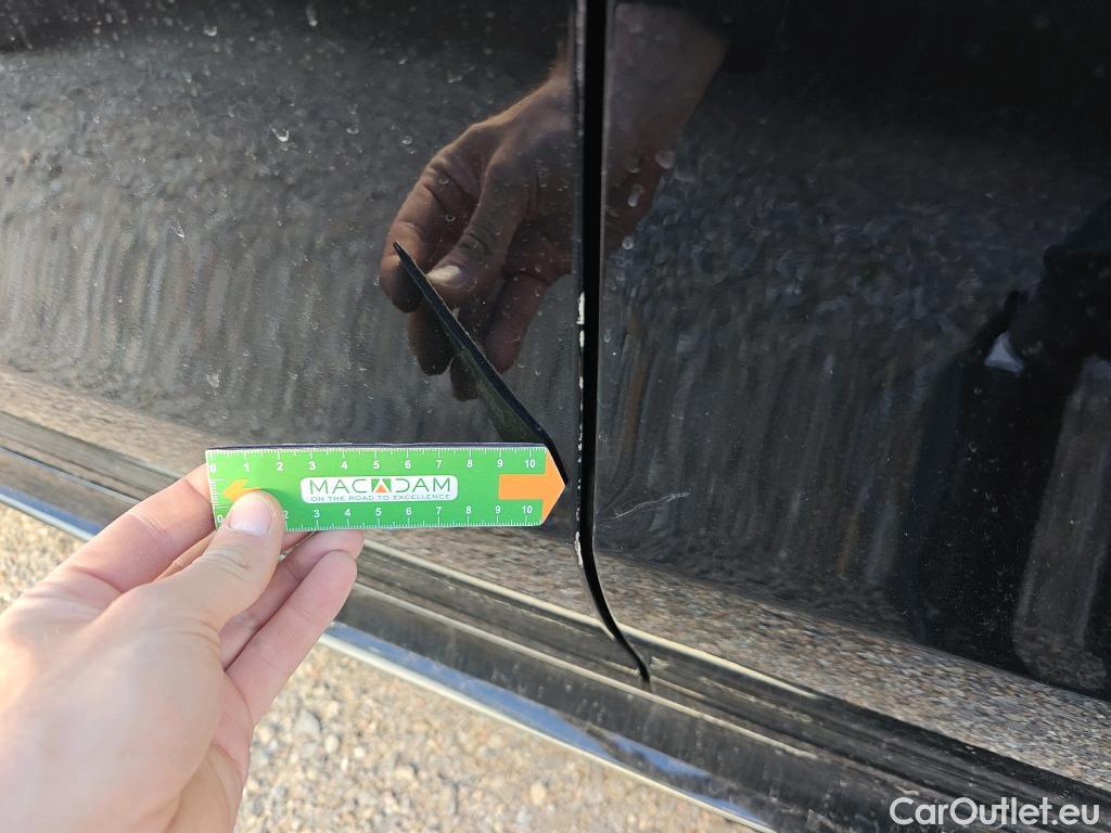  Mercedes  CLA-Klasse MERCEDES-BENZ CLA / 2019 / 4P / coupé CLA 180 #16