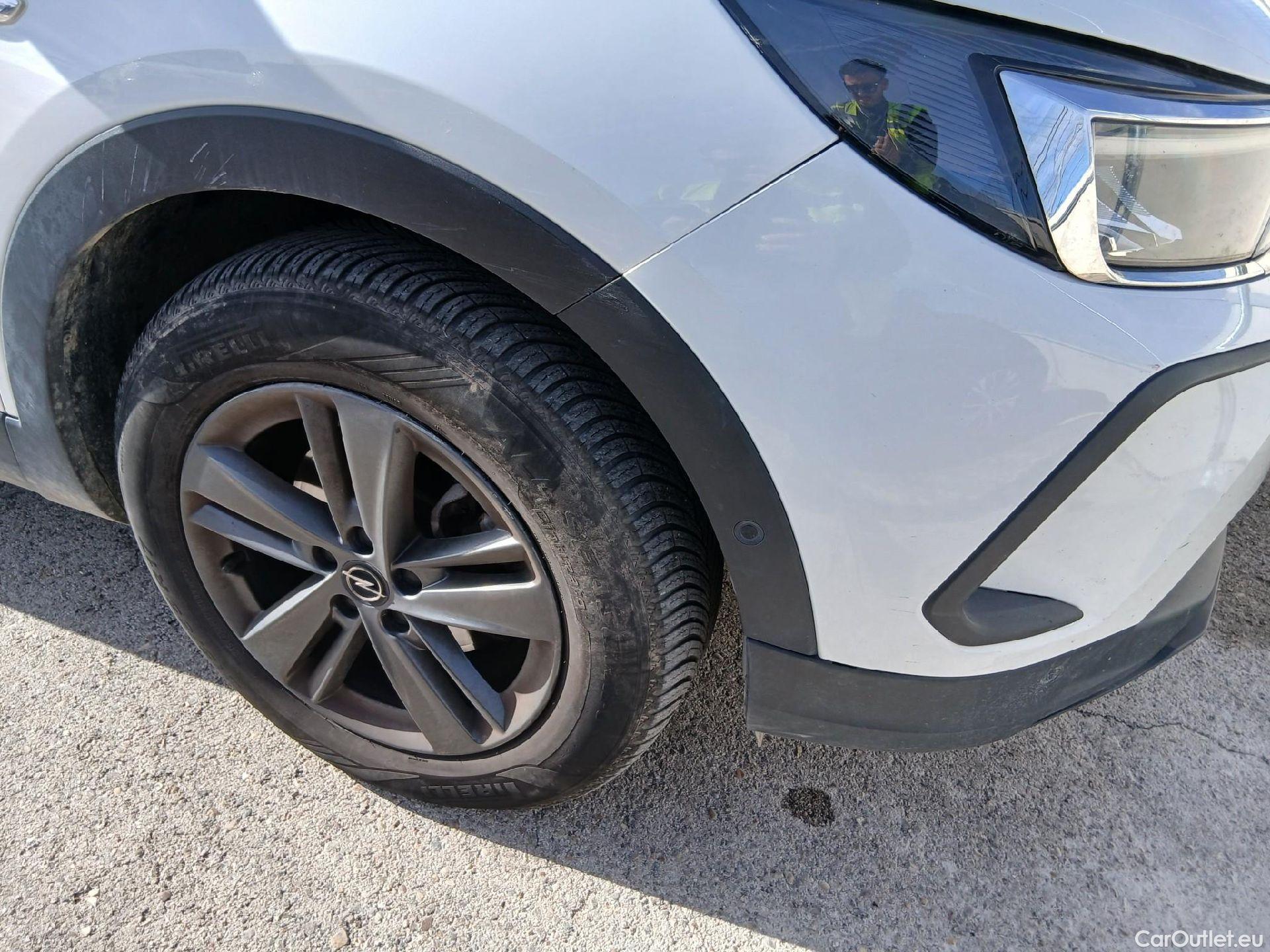  Opel   Grandland X OPEL Grandland / 2021 / 5P / todoterreno 1.5 CDTi Business Edition Auto #45