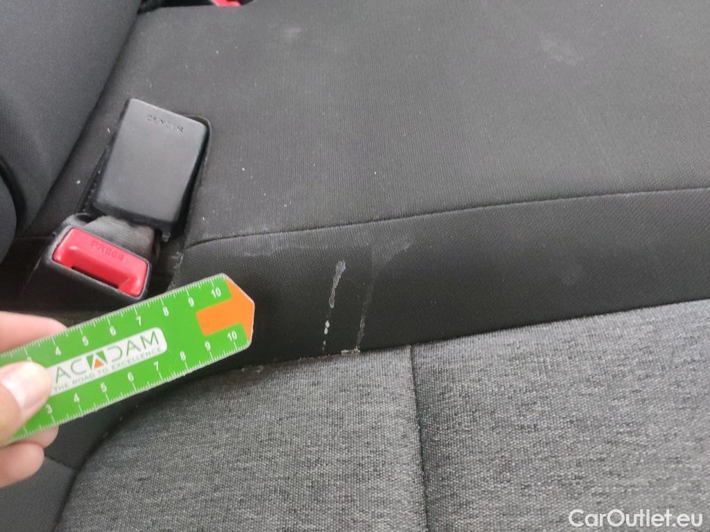  KIA  STONIC KIA  / 2017 / 5P / todoterreno 1.0 T-GDi 74kW (100CV) MHEV iMT Concept #14