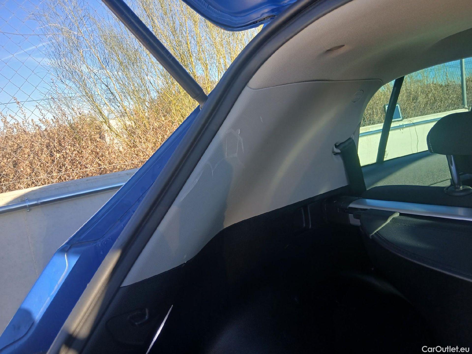  KIA  Sportage KIA  / 2018 / 5P / todoterreno 1.6 MHEV Black Edition 100kW (136CV) 4x2(SP) #5