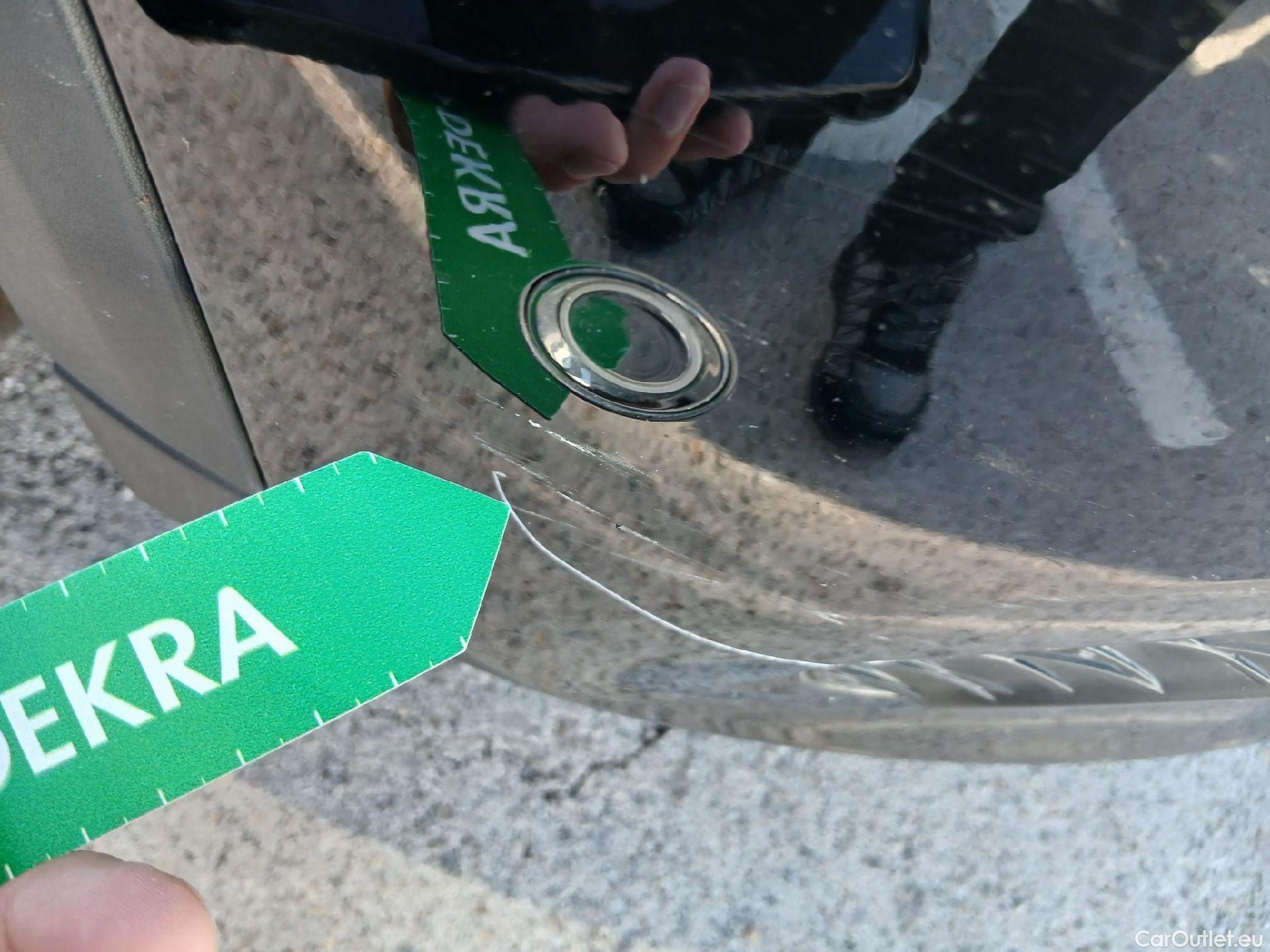  Mercedes  GLA MERCEDES-BENZ  / 2020 / 5P / todoterreno  250 e #12