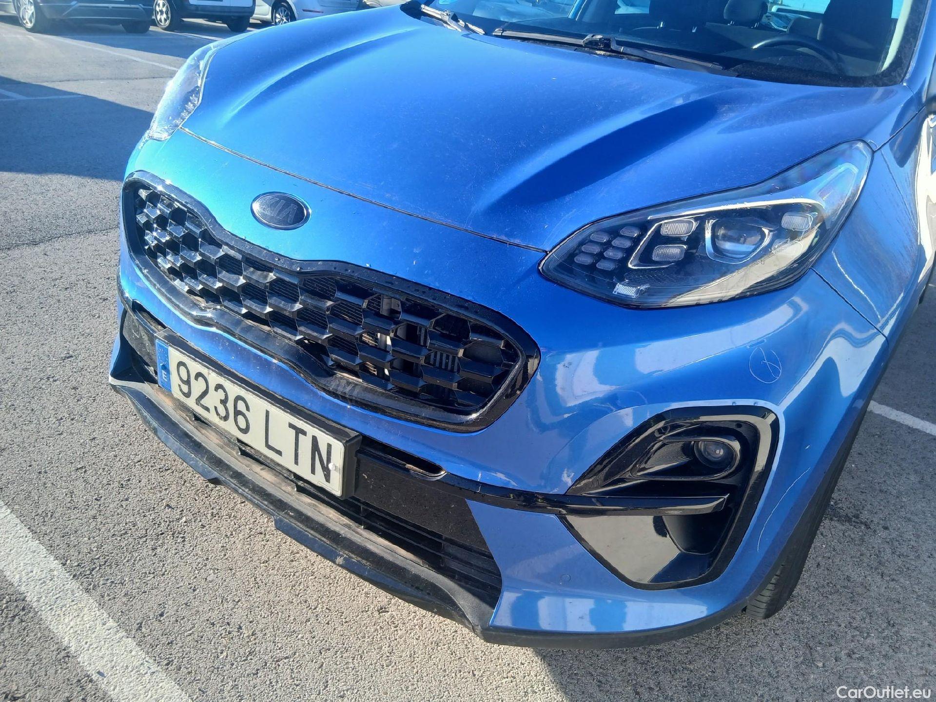  KIA  Sportage KIA  / 2018 / 5P / todoterreno 1.6 MHEV Black Edition 100kW (136CV) 4x2(SP) #7