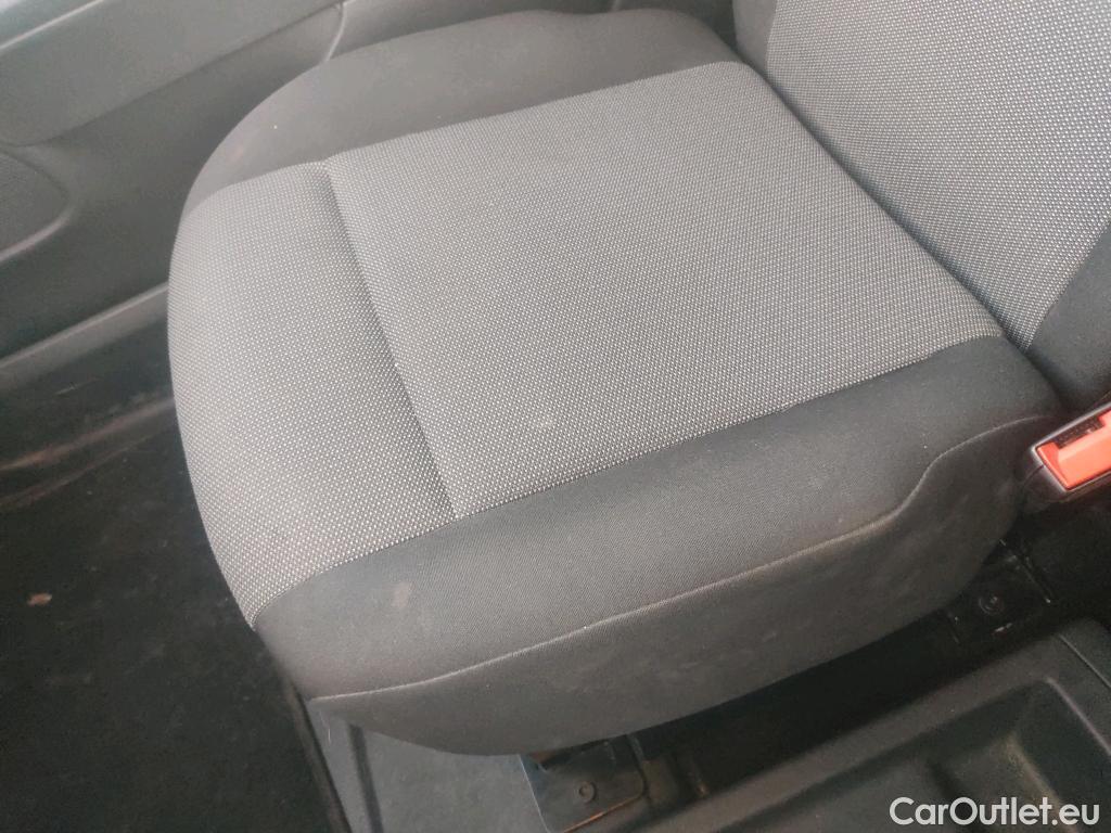  Peugeot  Partner PEUGEOT  / 2018 / 4P / furgón derivado de turismo Premium Standard 600kg BlueHDi 73kW #2