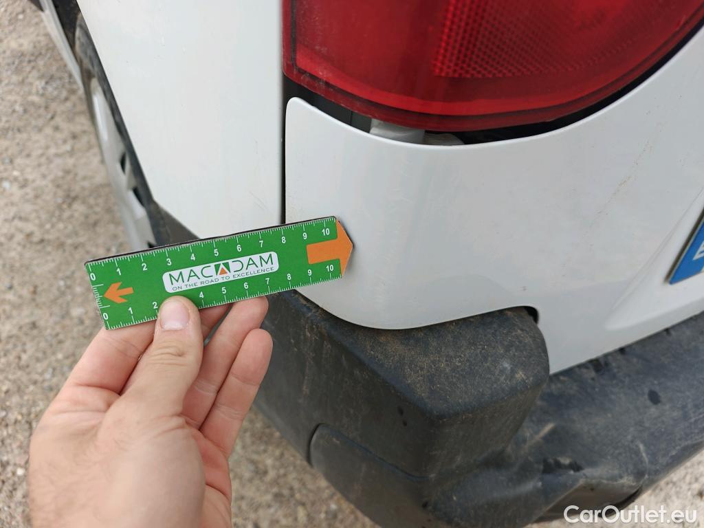  Opel  Combo OPEL  Life / 2018 / 5P / combi 1.5 TD 75kW (100CV) S/S Edition L (IND) #40