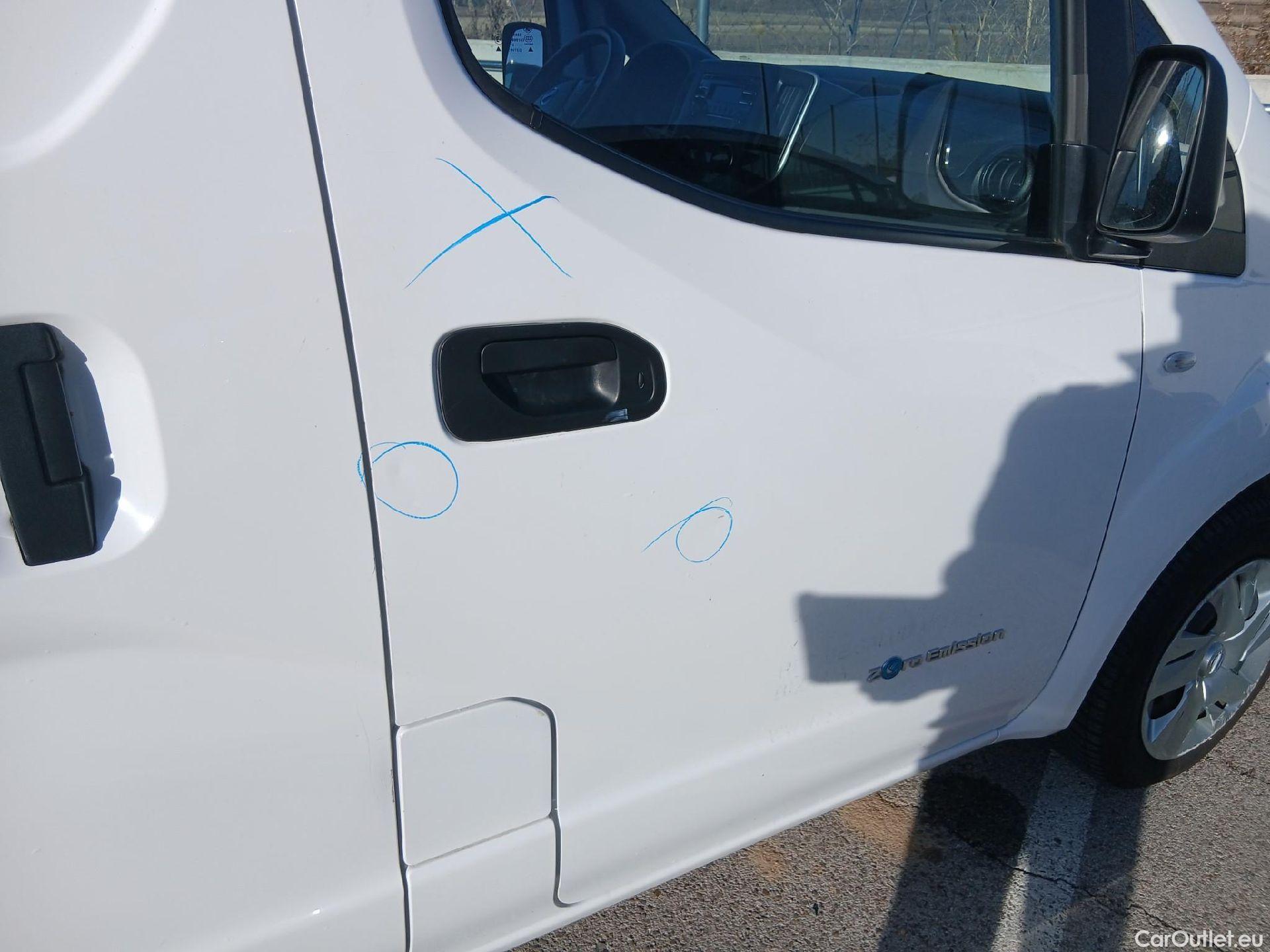  Nissan  NV200 NISSAN e- / 2009 / 5P / furgón Furgón 5p 40 kWh COMFORT #35