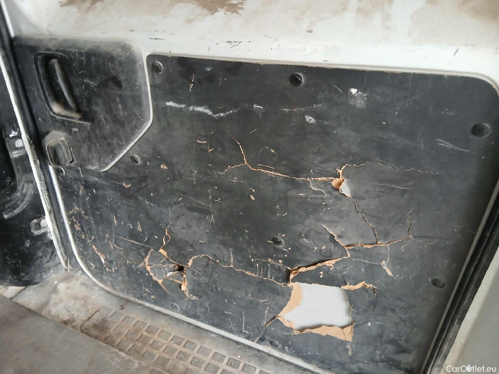  Opel  Vivaro OPEL  / 2019 / 4P / furgón 1.5 Diésel 74kW (100CV) M Std Express (AC) #41