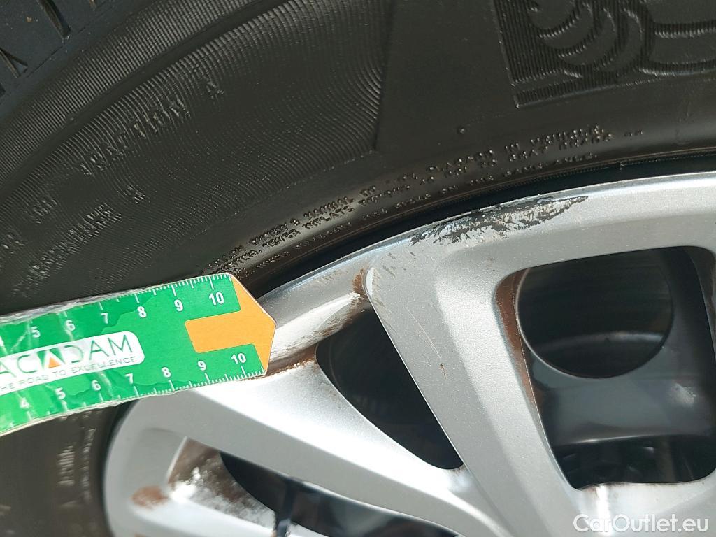  Citroen  Berlingo  Combi Live Pack Business M 1.5 BlueHDi 100CV MT6 E6d #52