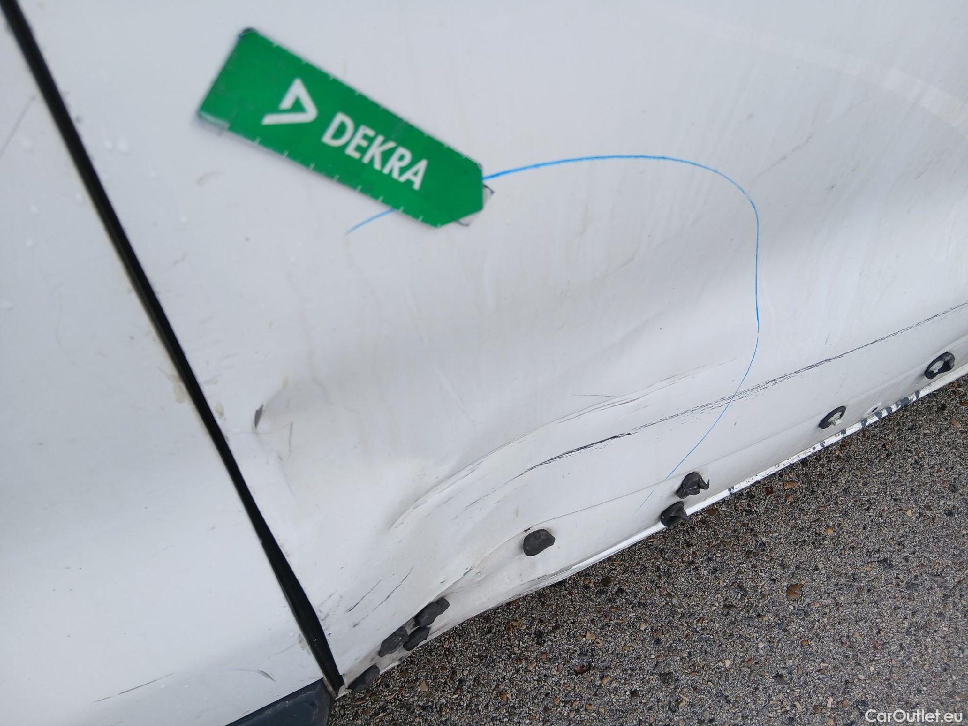  Opel  Vivaro OPEL  / 2019 / 4P / furgón 1.5 Diésel 74kW (100CV) M Std Express (AC) #50