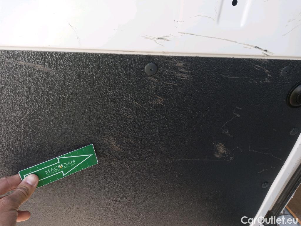  Peugeot  Boxer PEUGEOT  / 2014 / 4P / furgón Pack 335 L3 H2 BHDI 103kW (140CV) S&S #31