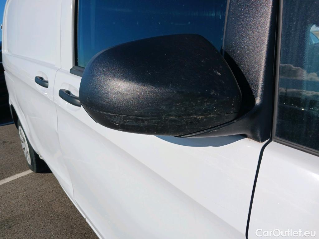  Mercedes  Vito MERCEDES-BENZ  / 2014 / 4P / furgón 114CDI AT 100kW furgón Pro compacta #19