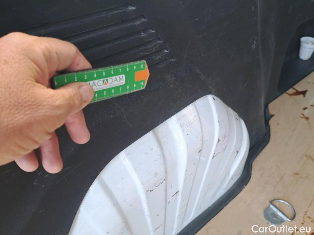  Peugeot  Partner PEUGEOT  / 2018 / 3P / furgón derivado de turismo Pro Standard 600kg BlueHDi 55kW #24