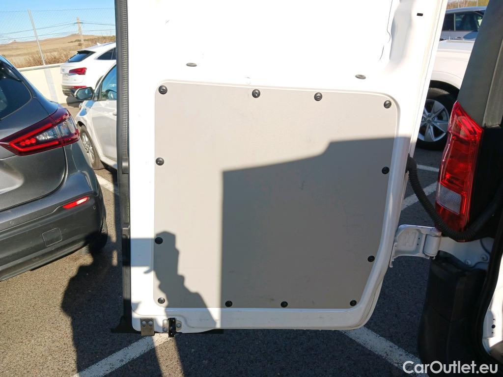  Mercedes  Vito MERCEDES-BENZ  / 2014 / 4P / furgón 114CDI AT 100kW furgón Pro compacta #34