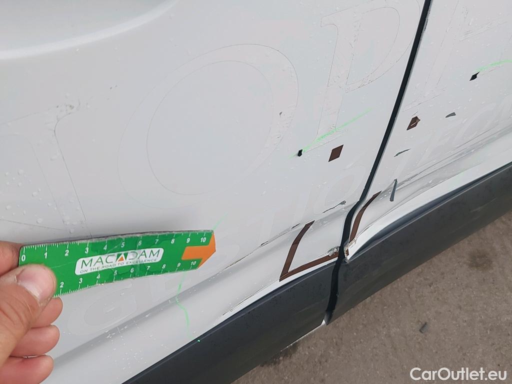  Citroen  Berlingo  Combi Live Pack Business M 1.5 BlueHDi 100CV MT6 E6d #4