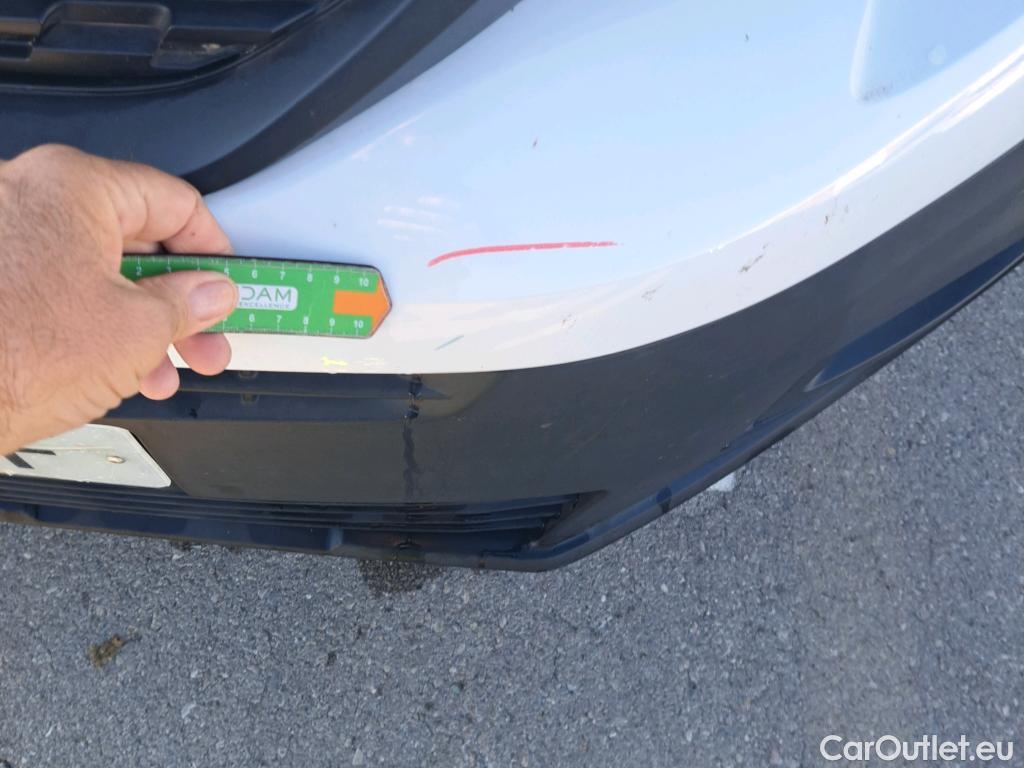  Peugeot  Partner PEUGEOT  / 2018 / 3P / furgón derivado de turismo Pro Standard 600kg BlueHDi 55kW #50