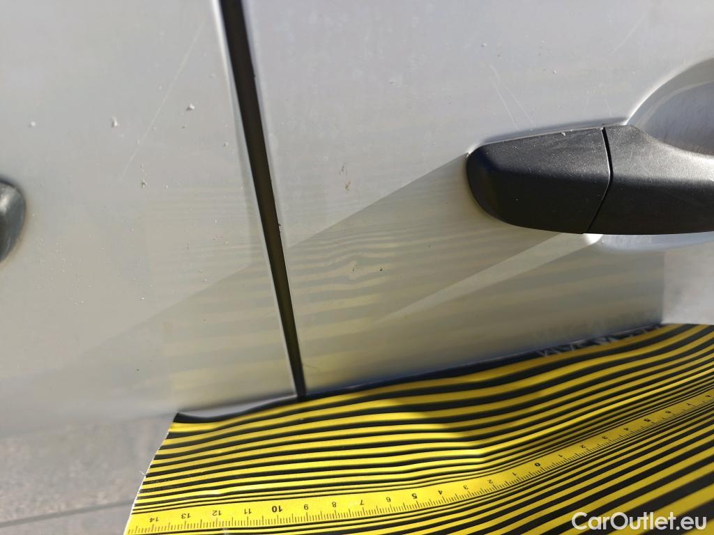  Citroen  Berlingo CITROEN  / 2018 / 4P / monovolumen compacto Talla M BlueHDi 100 S&S LIVE #42