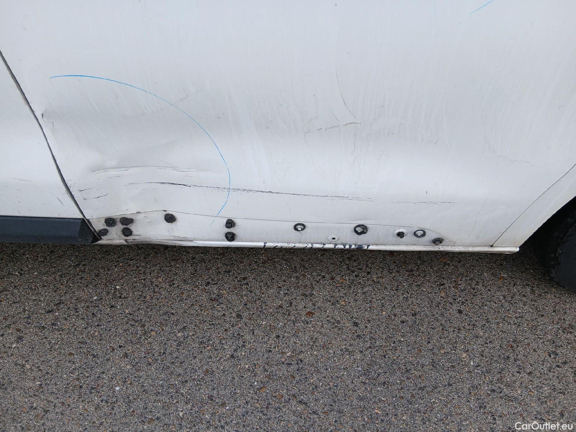  Opel  Vivaro OPEL  / 2019 / 4P / furgón 1.5 Diésel 74kW (100CV) M Std Express (AC) #53