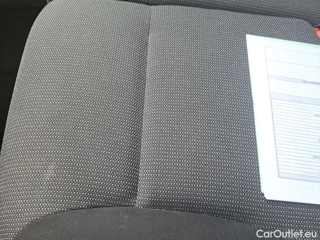  Peugeot  Partner PEUGEOT  / 2018 / 3P / furgón derivado de turismo Pro Standard 600kg BlueHDi 55kW #14