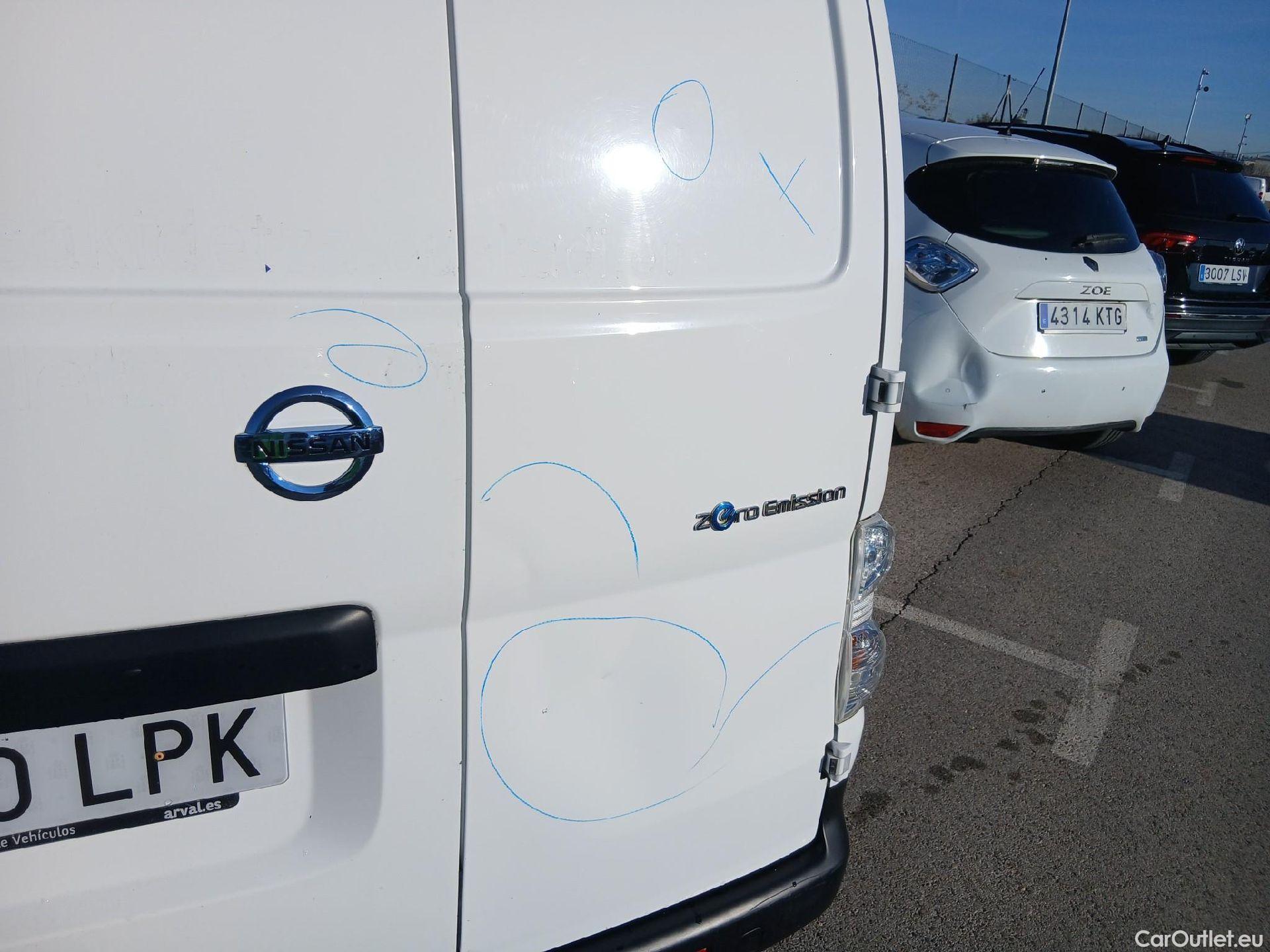  Nissan  NV200 NISSAN e- / 2009 / 5P / furgón Furgón 5p 40 kWh COMFORT #26