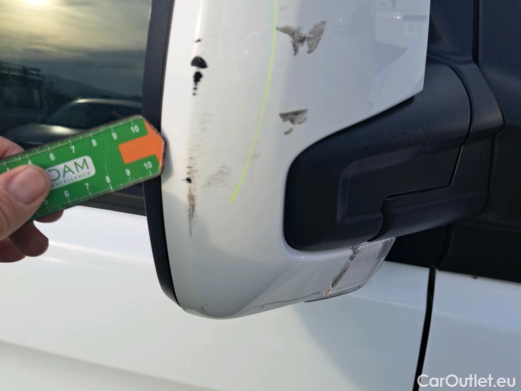  Ford  Transit FORD  Custom / 2012 / 4P / combi Kombi 2.0 TDCI 125kW 320 L1 Trend #64