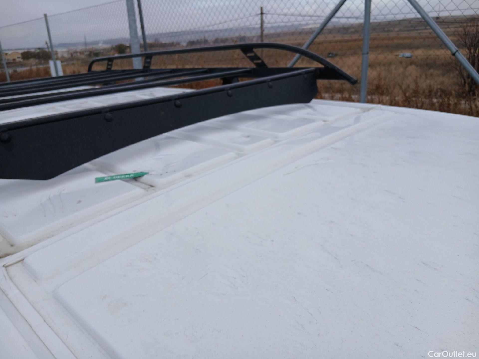  Opel  Vivaro OPEL  / 2019 / 4P / furgón 1.5 Diésel 74kW (100CV) M Std Express (AC) #20