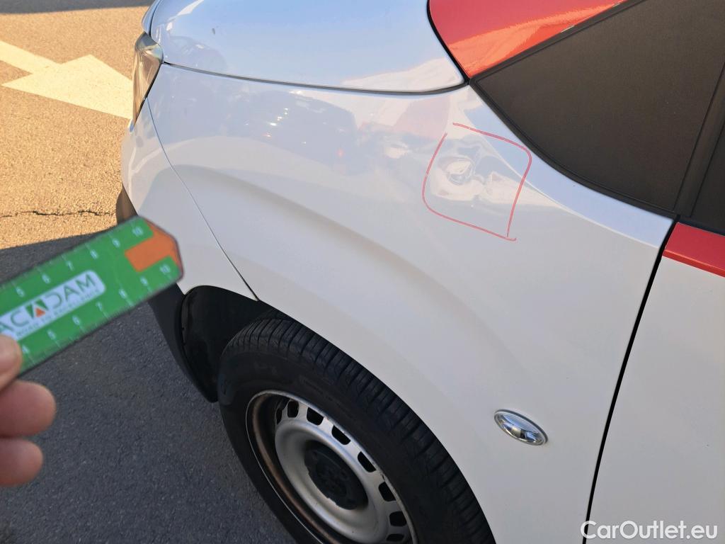  Peugeot  Partner PEUGEOT  / 2018 / 3P / furgón derivado de turismo Pro Standard 600kg BlueHDi 55kW #10