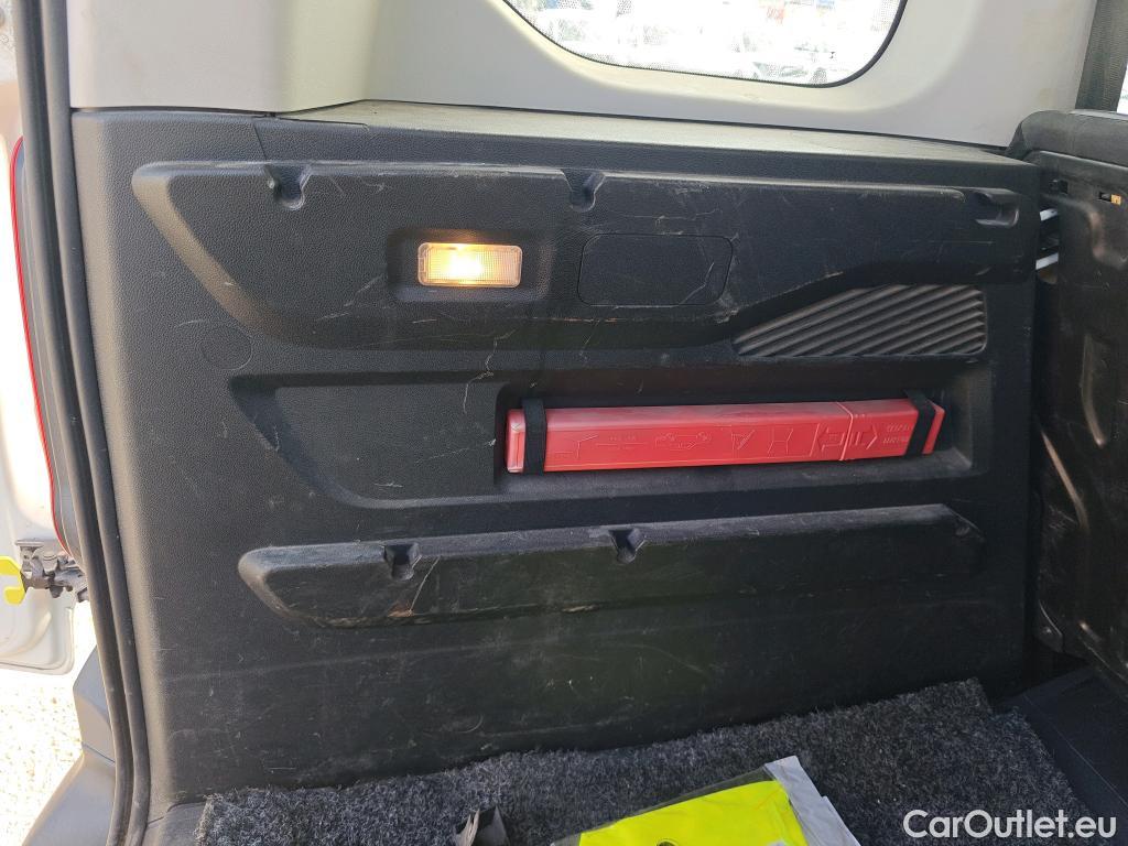  Citroen  Berlingo CITROEN  / 2018 / 4P / monovolumen compacto Talla M BlueHDi 100 S&S LIVE #4