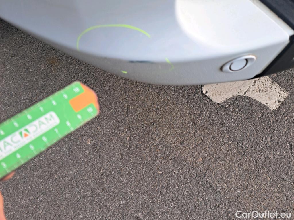  Ford  Transit FORD  Custom / 2012 / 4P / combi Kombi 2.0 TDCI 125kW 320 L1 Trend #37