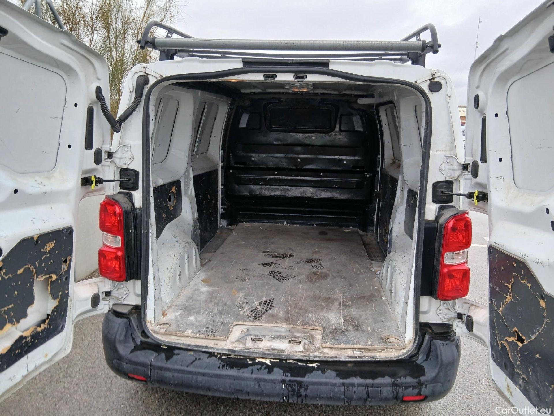  Opel  Vivaro OPEL  / 2019 / 4P / furgón 1.5 Diésel 74kW (100CV) M Std Express (AC) #43