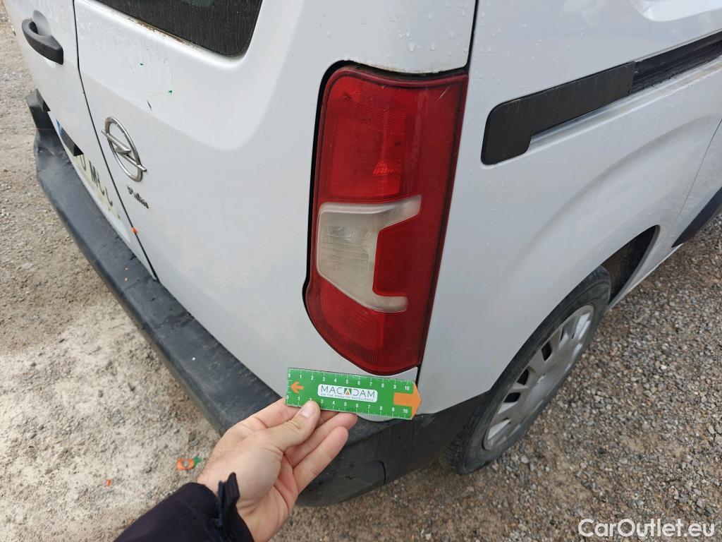  Opel  Combo OPEL  Life / 2018 / 5P / combi 1.5 TD 75kW (100CV) S/S Edition L (IND) #18