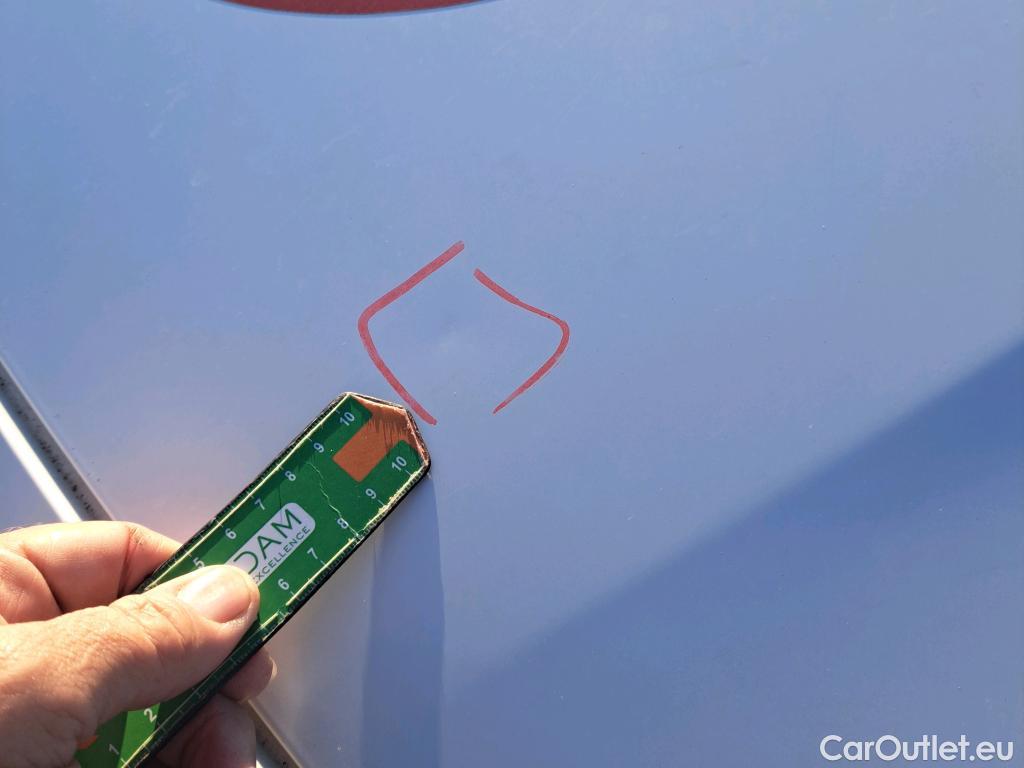  Peugeot  Partner PEUGEOT  / 2018 / 3P / furgón derivado de turismo Pro Standard 600kg BlueHDi 55kW #32