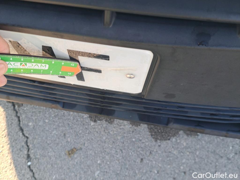  Peugeot  Partner PEUGEOT  / 2018 / 3P / furgón derivado de turismo Pro Standard 600kg BlueHDi 55kW #30