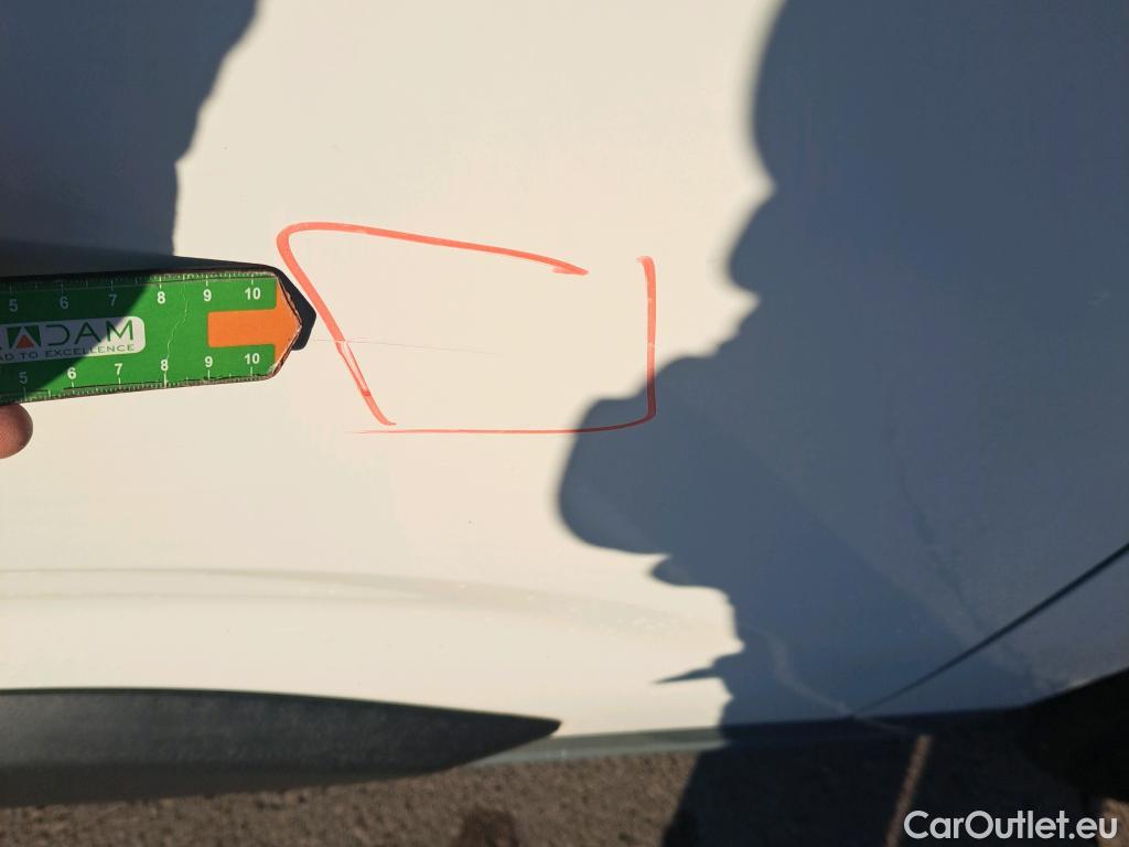  Peugeot  Partner PEUGEOT  / 2018 / 3P / furgón derivado de turismo Pro Standard 600kg BlueHDi 55kW #9