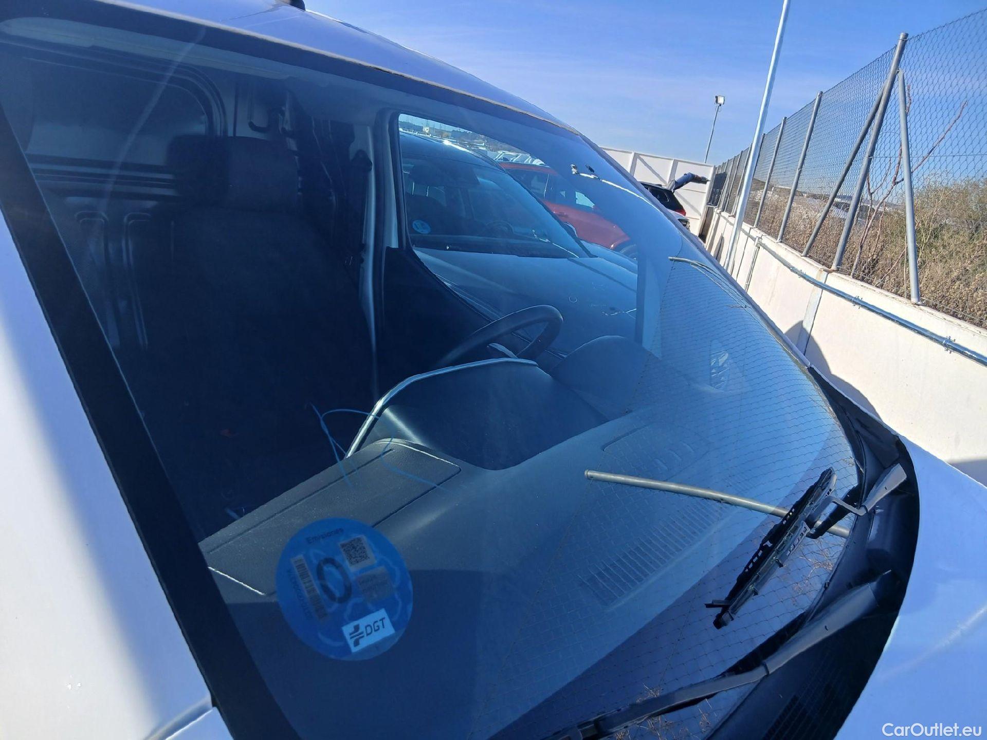  Nissan  NV200 NISSAN e- / 2009 / 5P / furgón Furgón 5p 40 kWh COMFORT #16