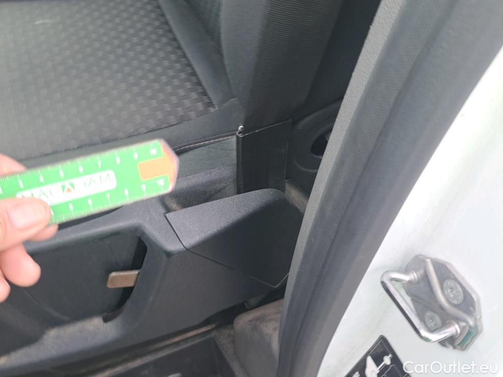  Ford  Transit FORD  Custom / 2012 / 4P / combi Kombi 2.0 TDCI 125kW 320 L1 Trend #49