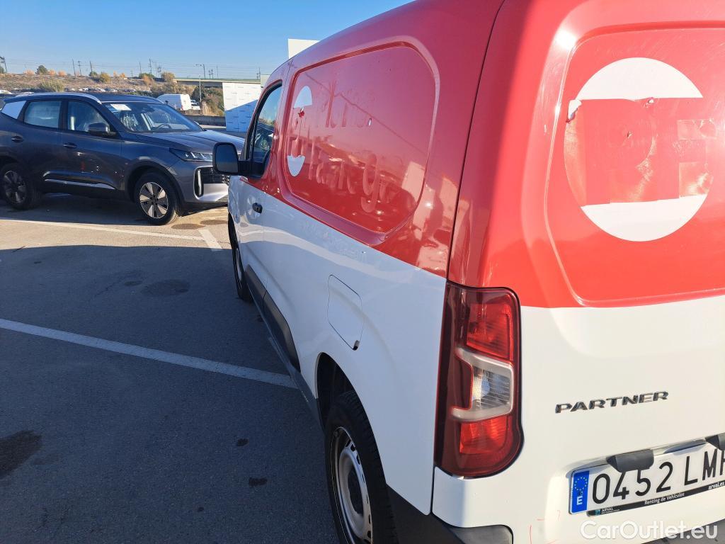  Peugeot  Partner PEUGEOT  / 2018 / 3P / furgón derivado de turismo Pro Standard 600kg BlueHDi 55kW #4