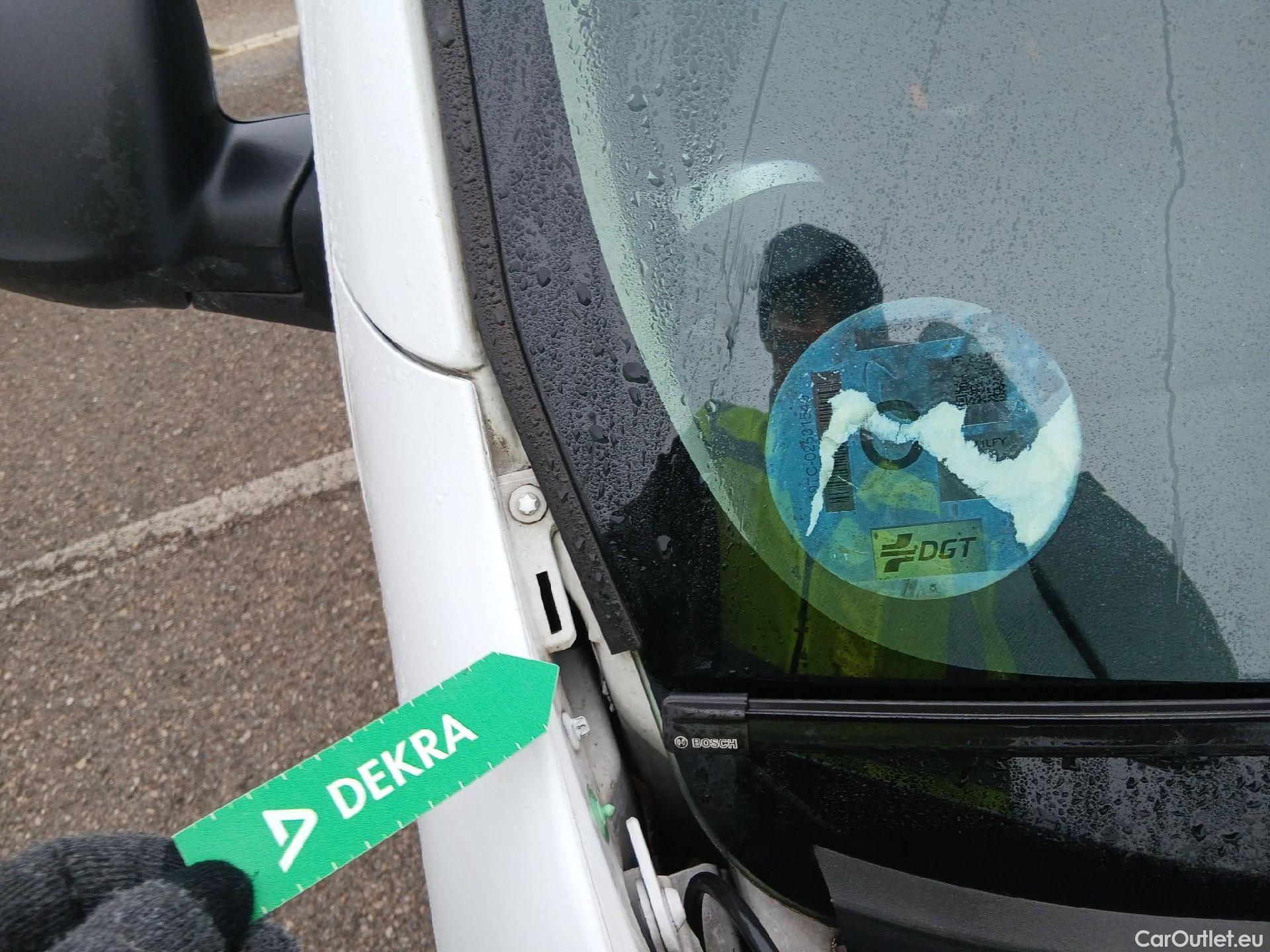  Renault  Kangoo RENAULT  Furgón/2013/3P/furgón derivado de turismo Profesional Blue dCi 70kW (95CV) #31