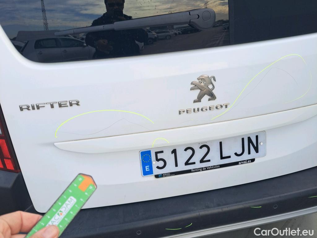  Peugeot  RIFTER PEUGEOT  / 2018 / 5P / monovolumen compacto Allure Standard BlueHDi 73kW #3